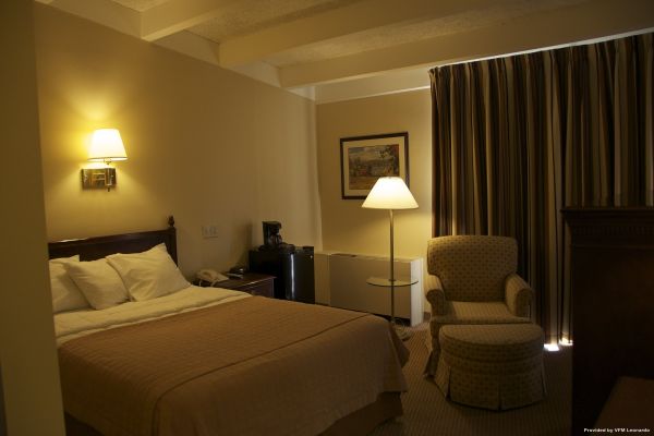 Americas Best Value Inn (Eau Claire)